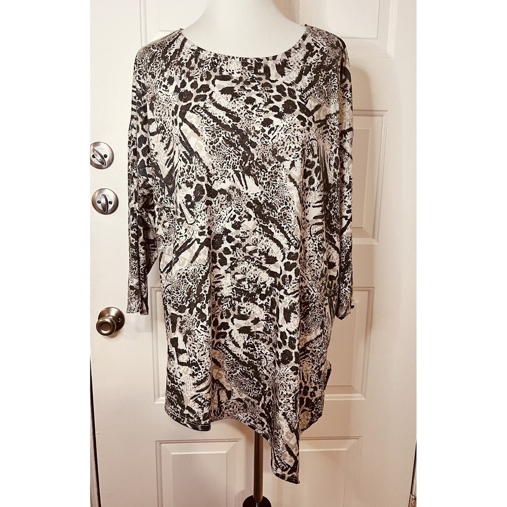 Animal Print Long Sleeve Tunic Top Plus Size 3X Asymmetrical Hem Crew Neck